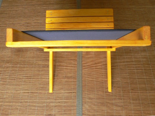 chair_20110726_4.JPG